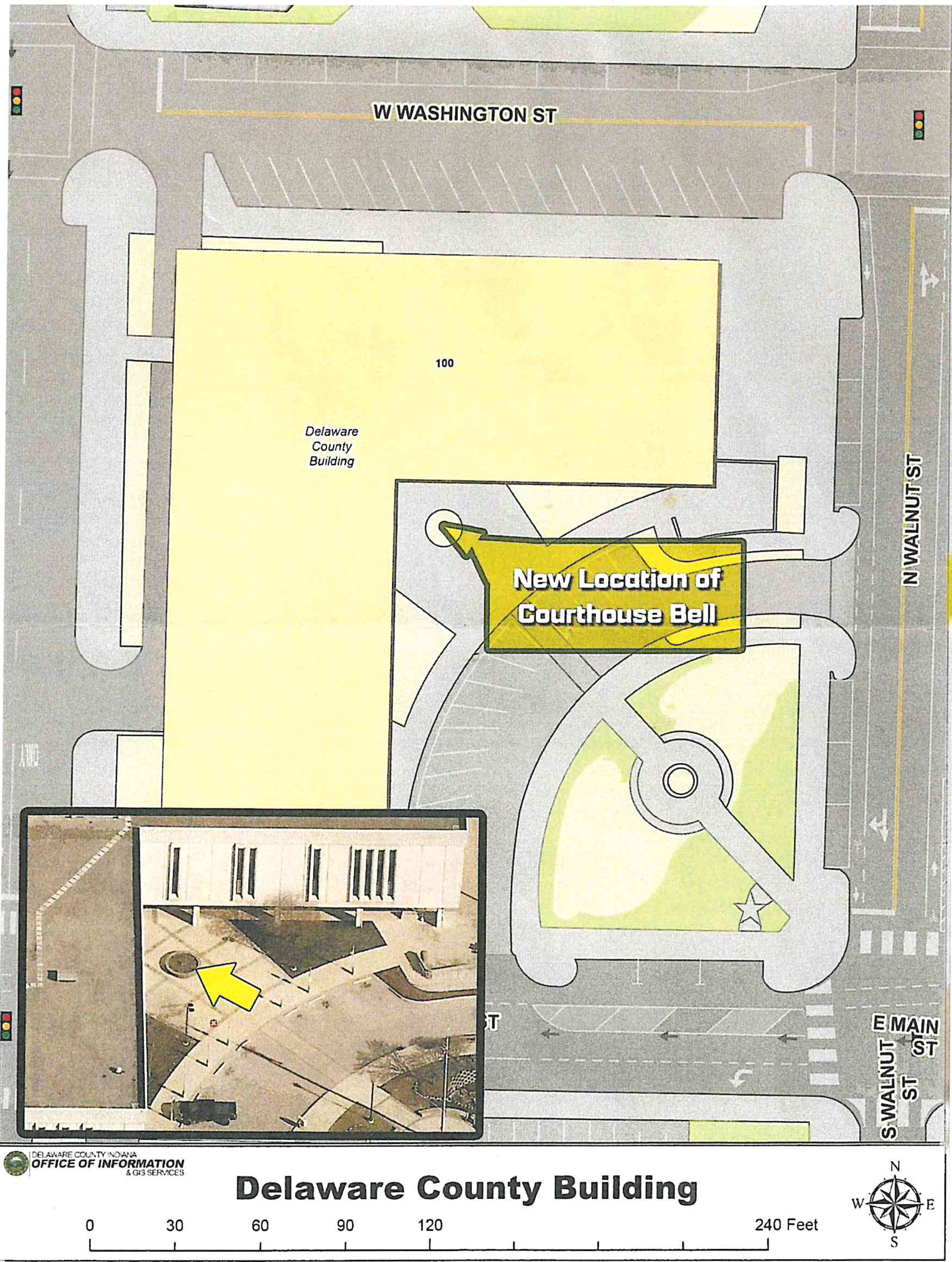 Map layout showing the new location of Courthouse Bell at Delaware County Building, bounded by W Washington St, N Walnut St, S Walnut St, and E Main St, with an aerial photographic inset, compass, and scale bar.